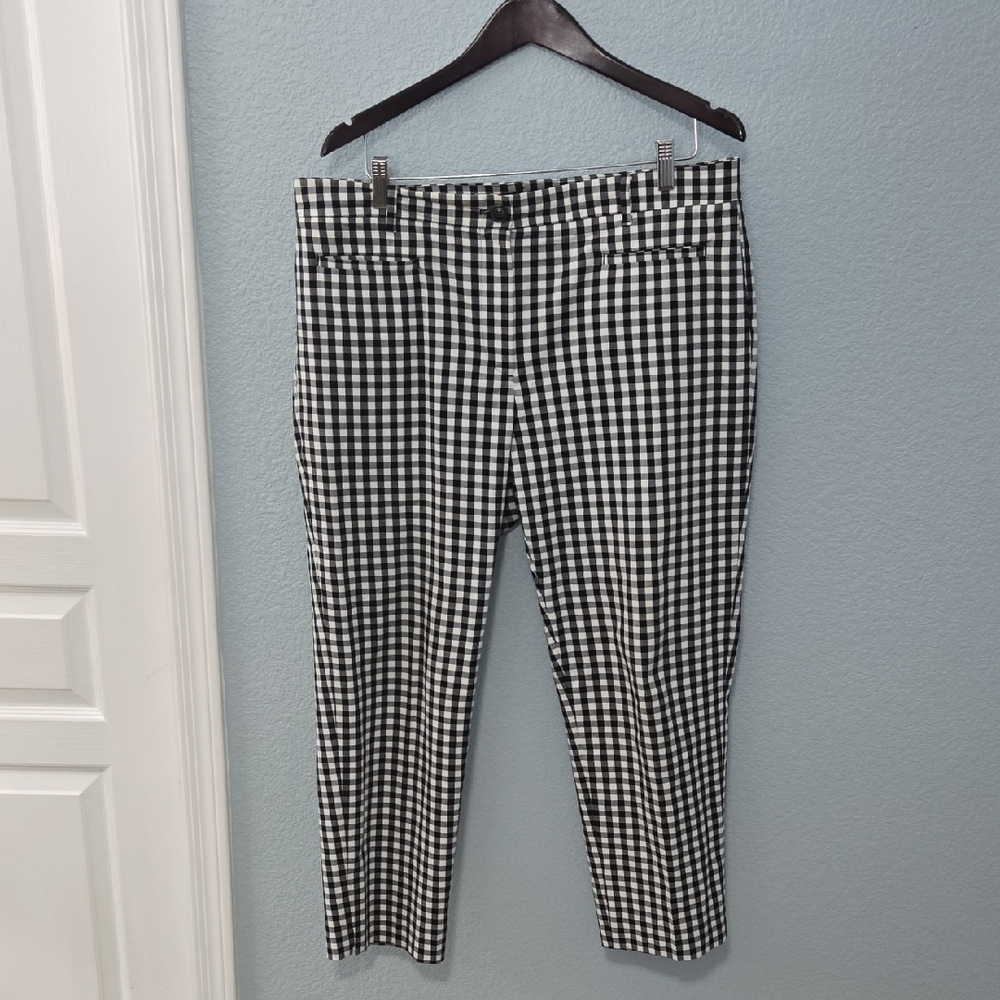 ANN TAYLOR Gingham Check Cropped Ankle Pants Sz 14 Black White
